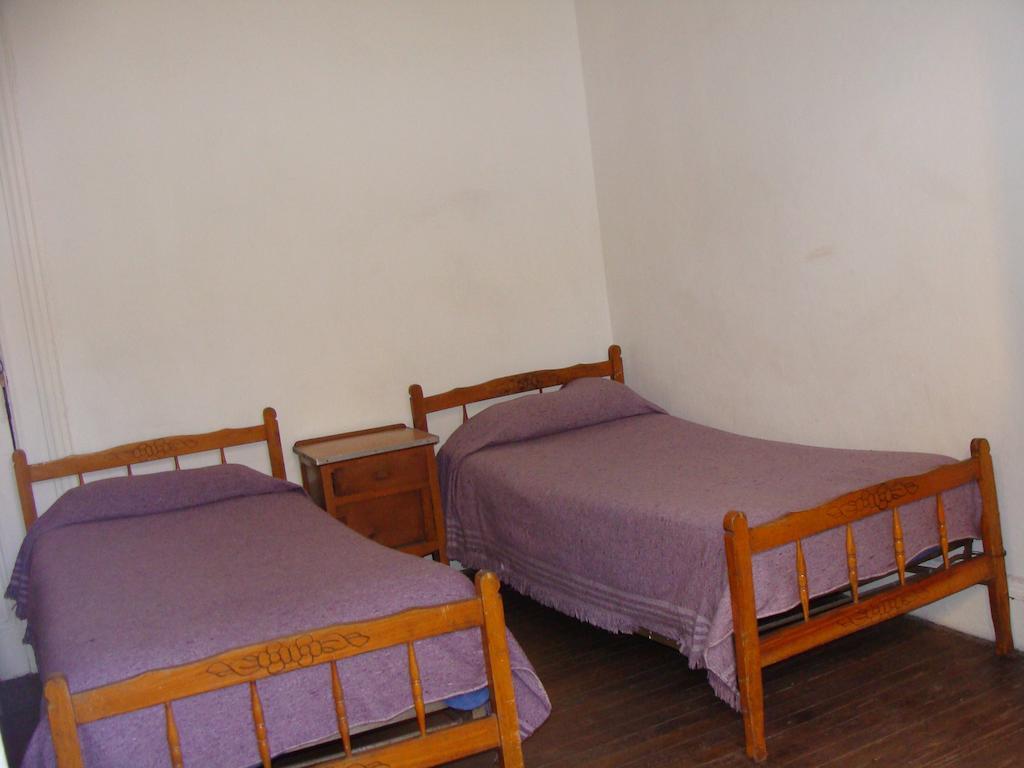 Hotel Bolivar Buenos Aires Oda fotoğraf