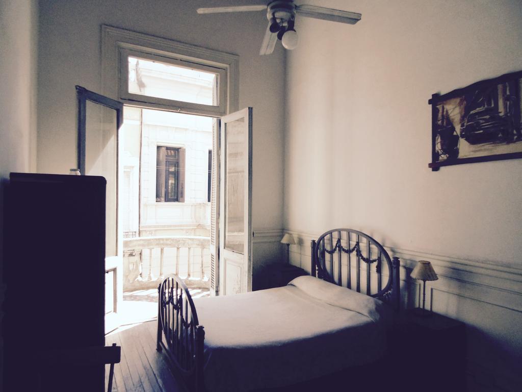 Hotel Bolivar Buenos Aires Oda fotoğraf