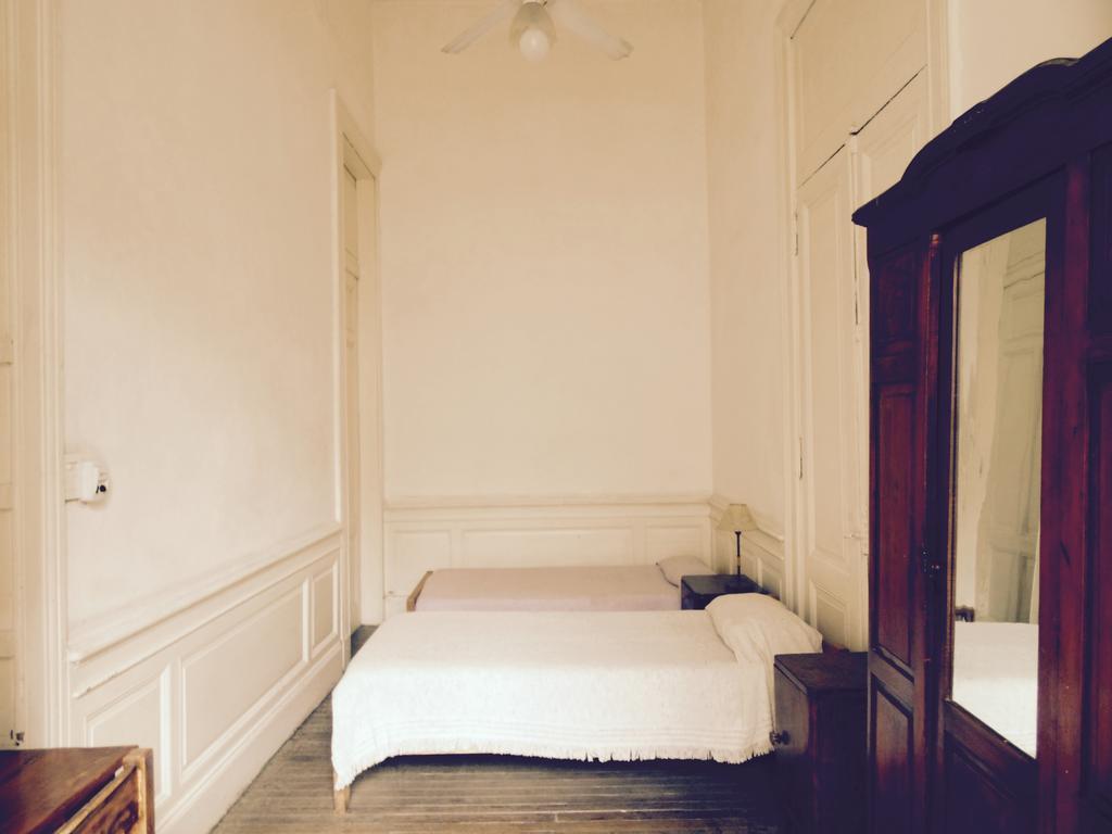 Hotel Bolivar Buenos Aires Oda fotoğraf